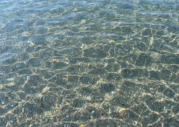 H And H Pensjonat Velipojë